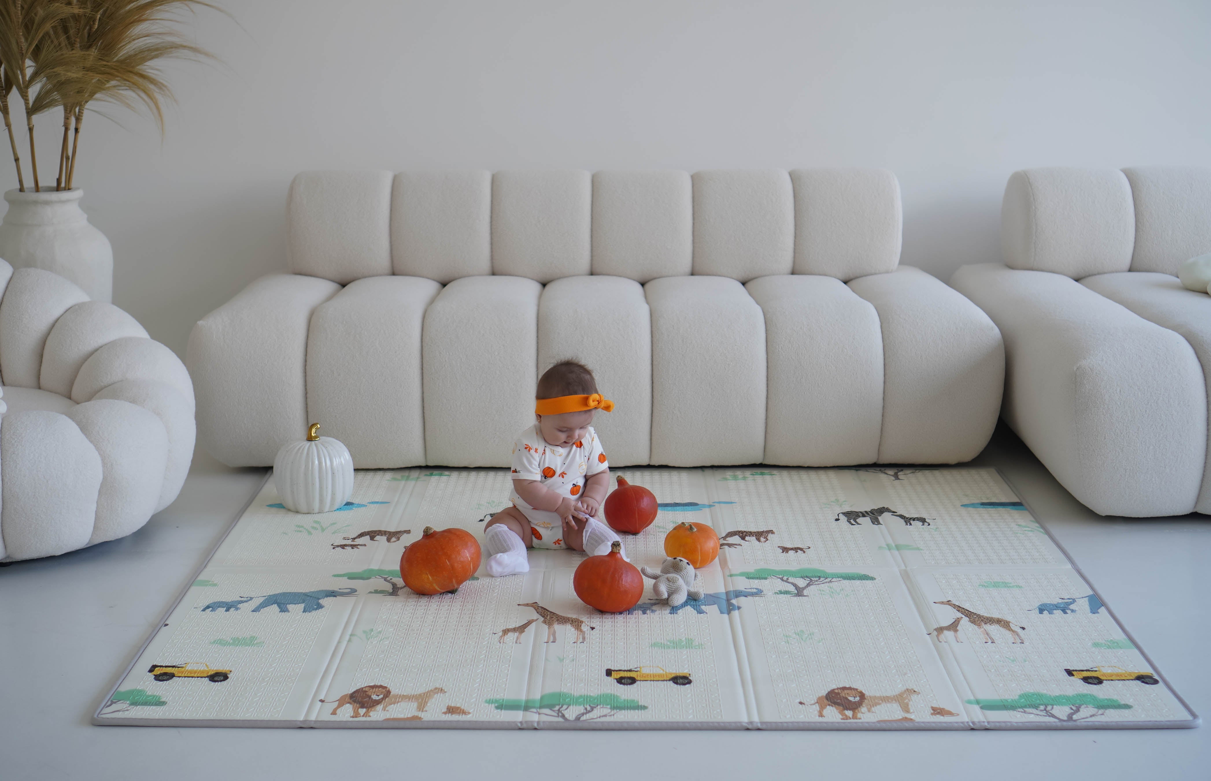 boo-tiful-beginnings-celebrating-halloween-with-your-little-pumpkin